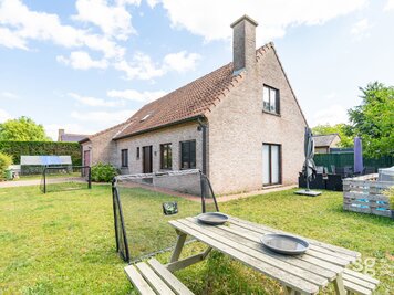 Rustig gelegen, verrassend ruime woning nabij het centrum van Nazareth - 1