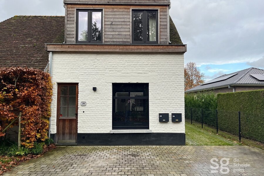 Charmante, energiezuinige woning in rustige omgeving nabij het dorp