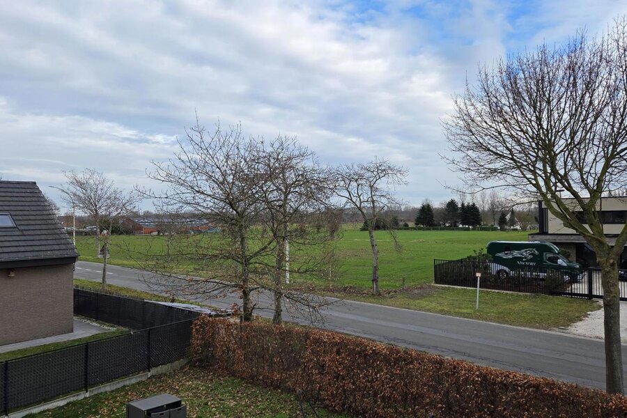 lichtrijk duplex appartement in Zevergem