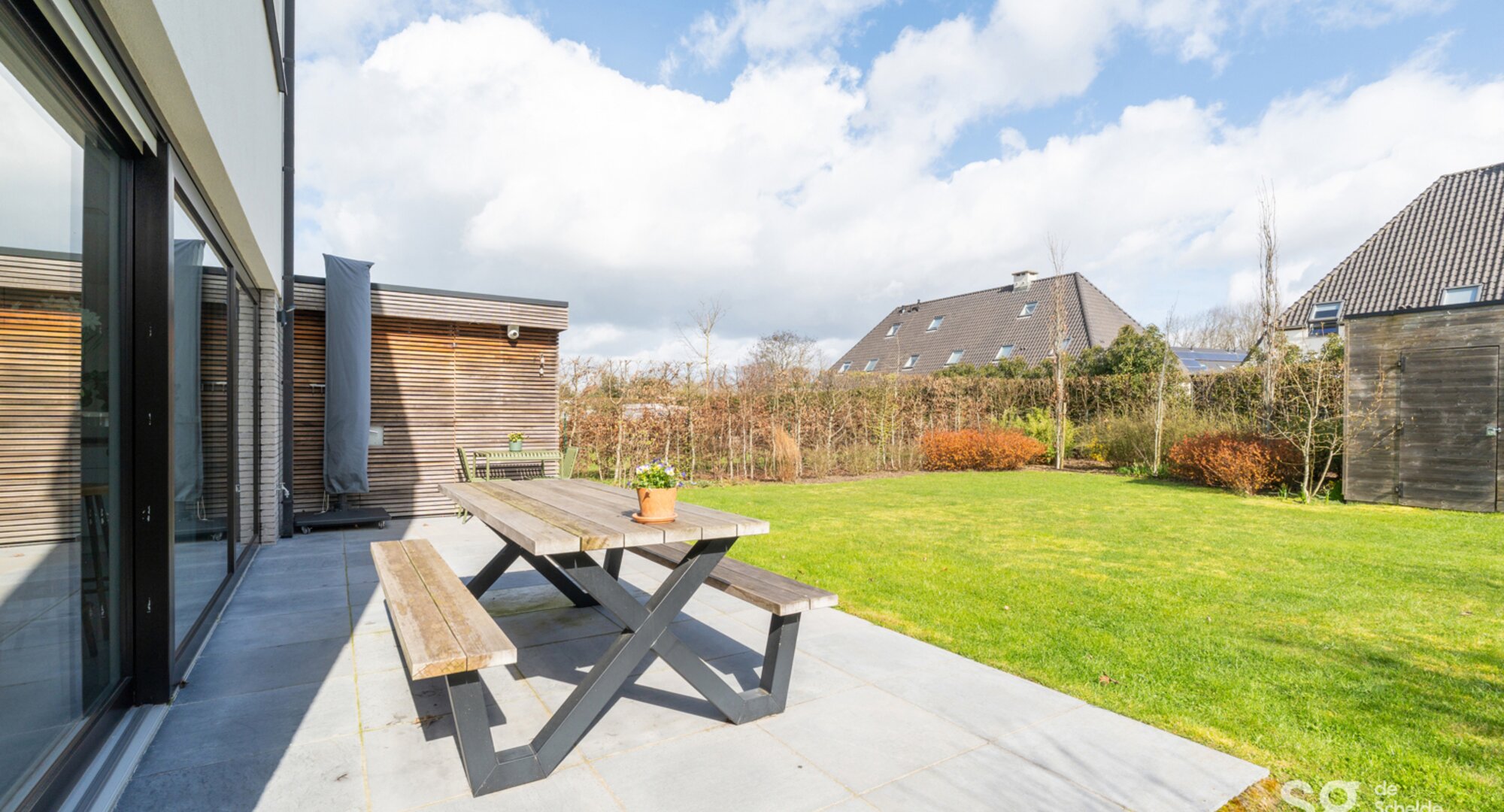 Instapklare, energiezuinige woning op toplocatie in De Pinte