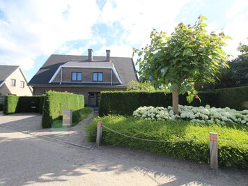 Gezellige halfopen bebouwing op een rustige locatie in De Pinte. - 2