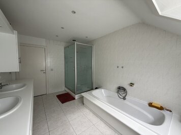 Ruime gezinswoning te huur op toplocatie in De Pinte! - 10