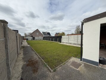 Energetisch vernieuwde halfopen bebouwing in het centrum van Zevergem! - 12