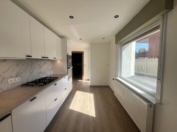 Energetisch vernieuwde halfopen bebouwing in het centrum van Zevergem! - 6