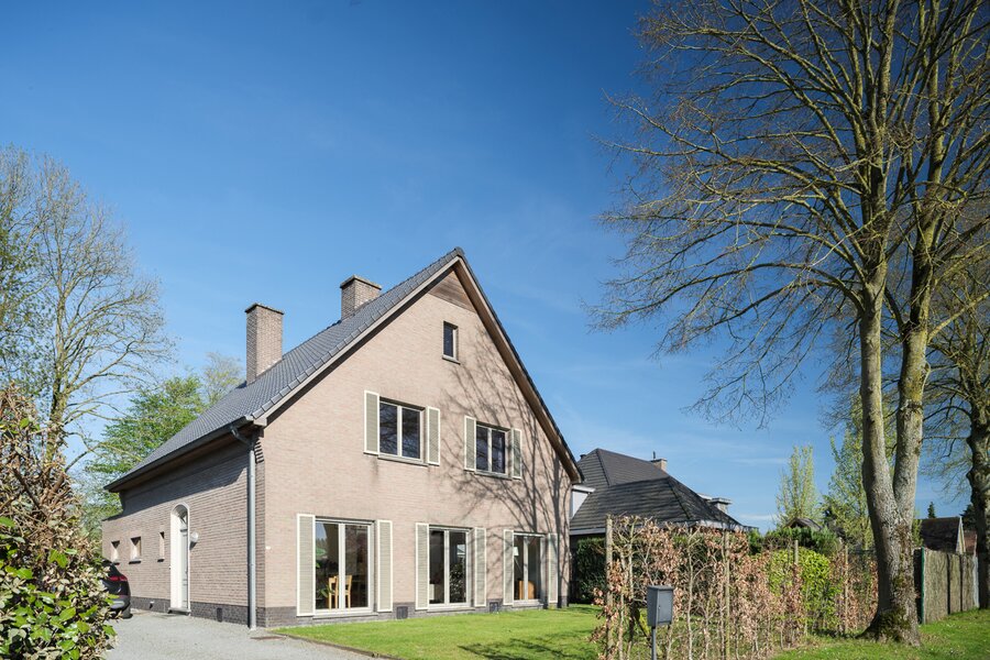Charmate woning met 4 slaapkamers