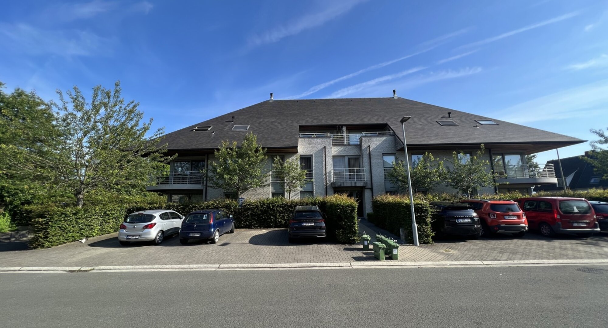 Duplex nabij centrum De Pinte met garagebox