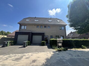 Ruim appartement met tuin nabij Zwijnaarde dorp - 1