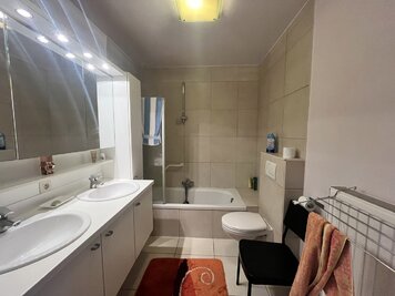 Ruim appartement met tuin nabij Zwijnaarde dorp - 6