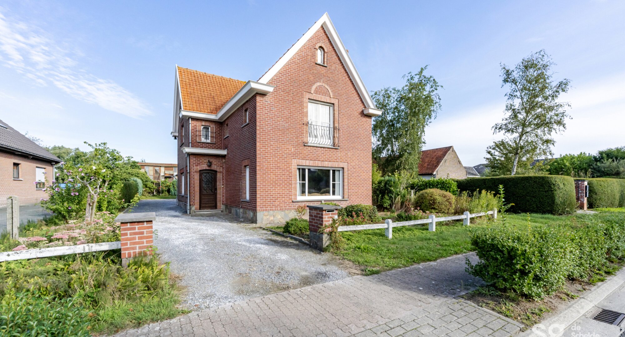 Verrassend ruime woning met multifunctioneel atelier