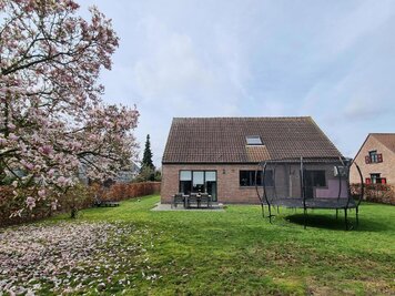 Ruime villa op rustige locatie - 14
