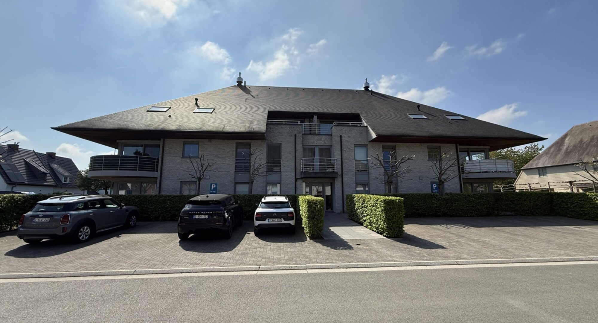 Ruim duplex appartement in De Pinte te huur!
