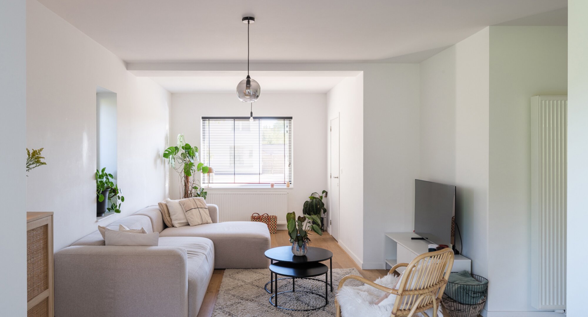 Charmante, gerenoveerde en instapklare woning in Deinze!