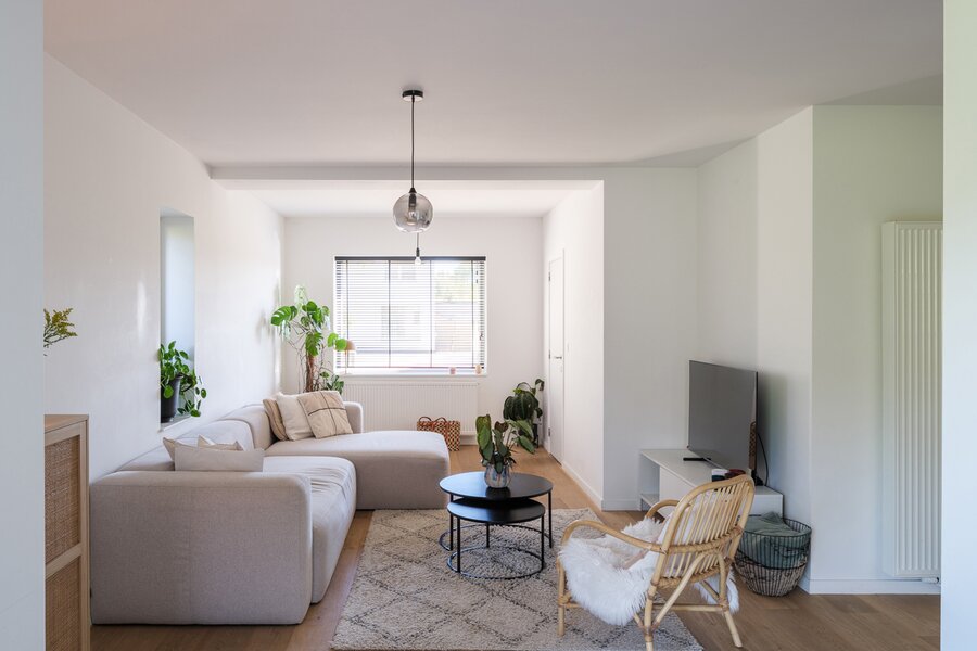 Charmante, gerenoveerde en instapklare woning in Deinze!
