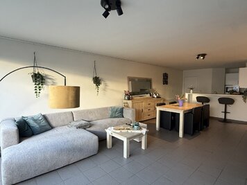 Gelijkvloers appartement in een kleine residentie te Nazareth. - 3